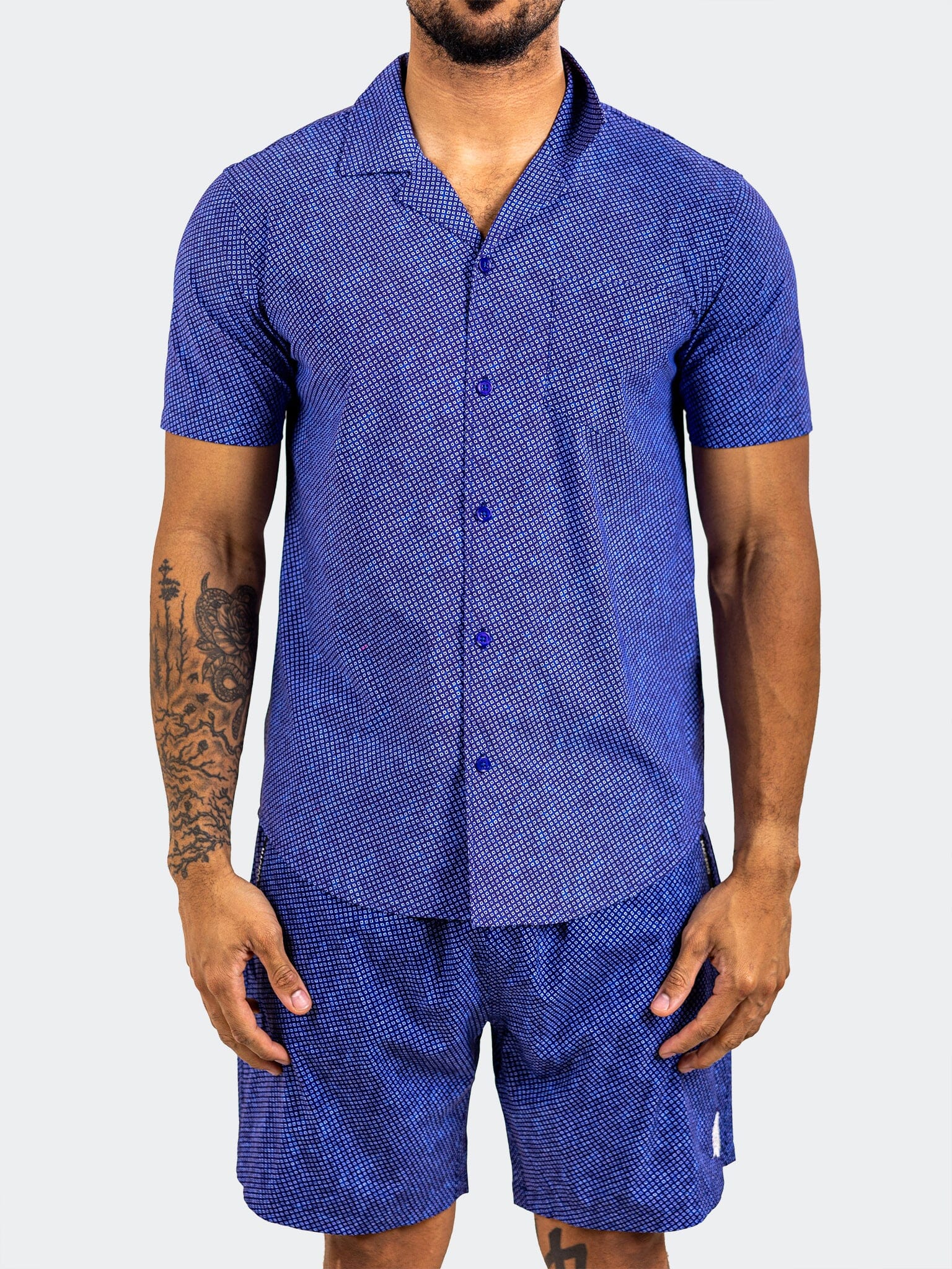 Beach Squaredot Blue Shirt
