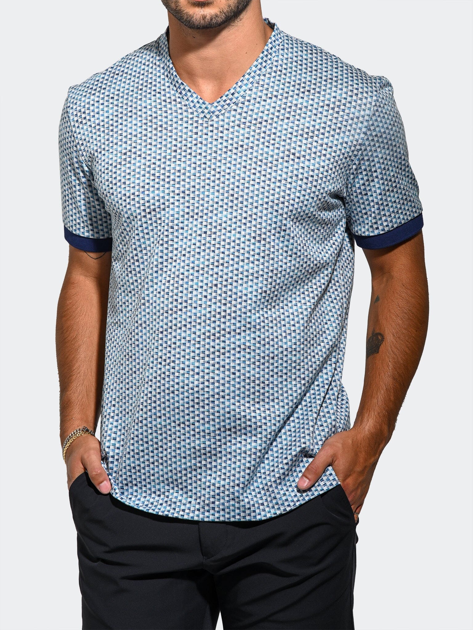 Vivaldi Cubic Blue V-Neck Tee