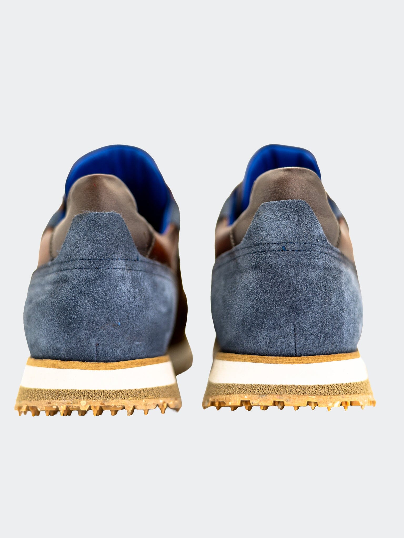 Shoe CasualResistance005 Brown