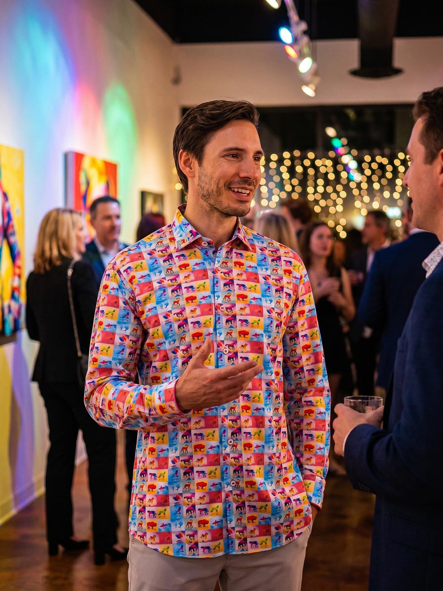 Vivid Pop-Art Animal Stretch Shirt