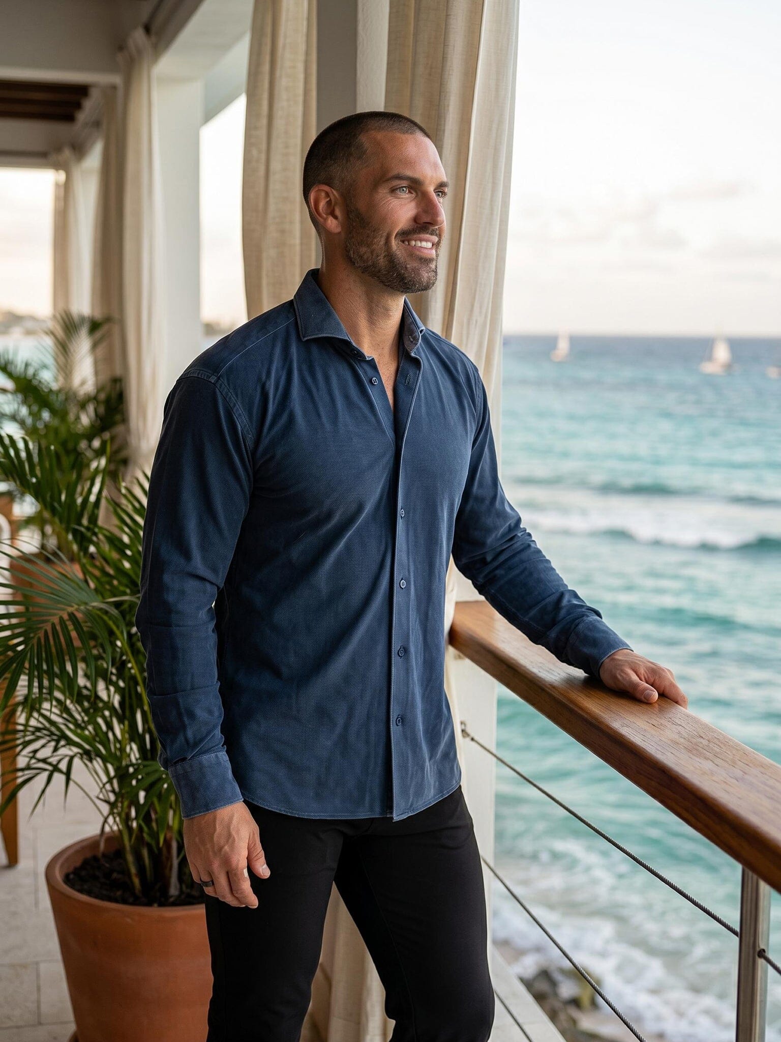 Eins Marthyr Navy Washed Shirt