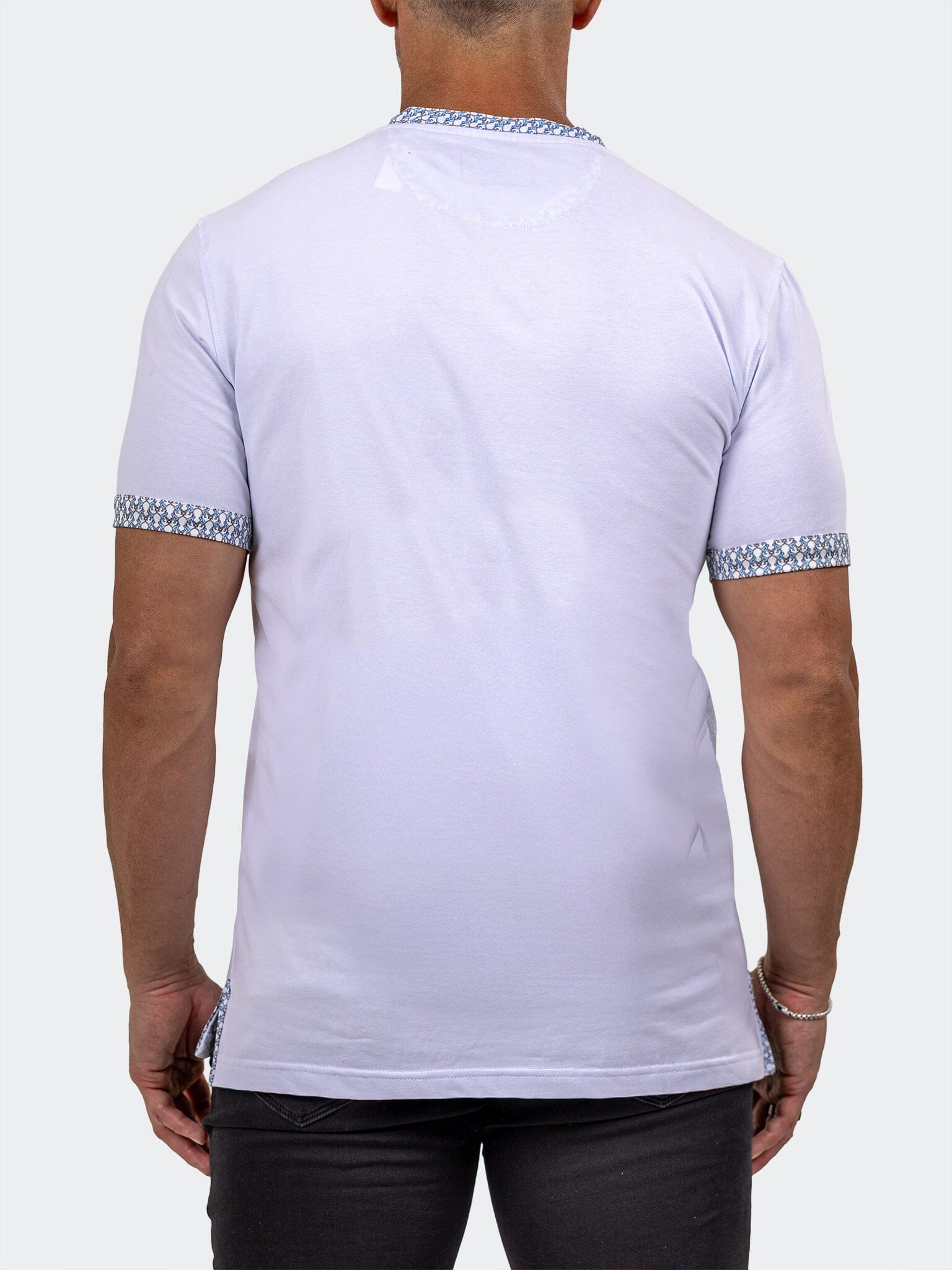 Edison Marthyr White V-Neck