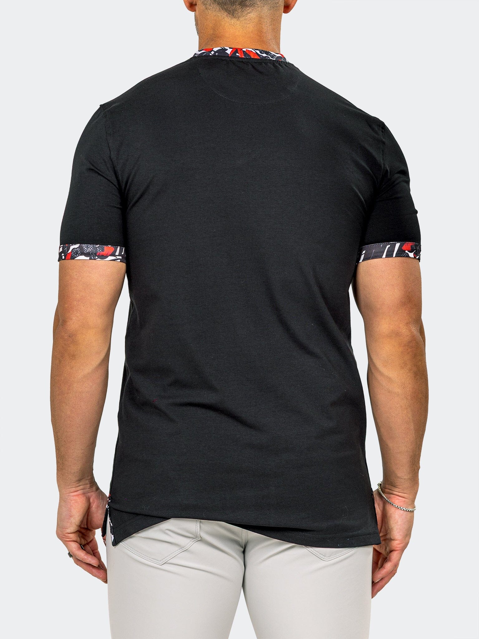 Edison Marthyr Black V-Neck Tee