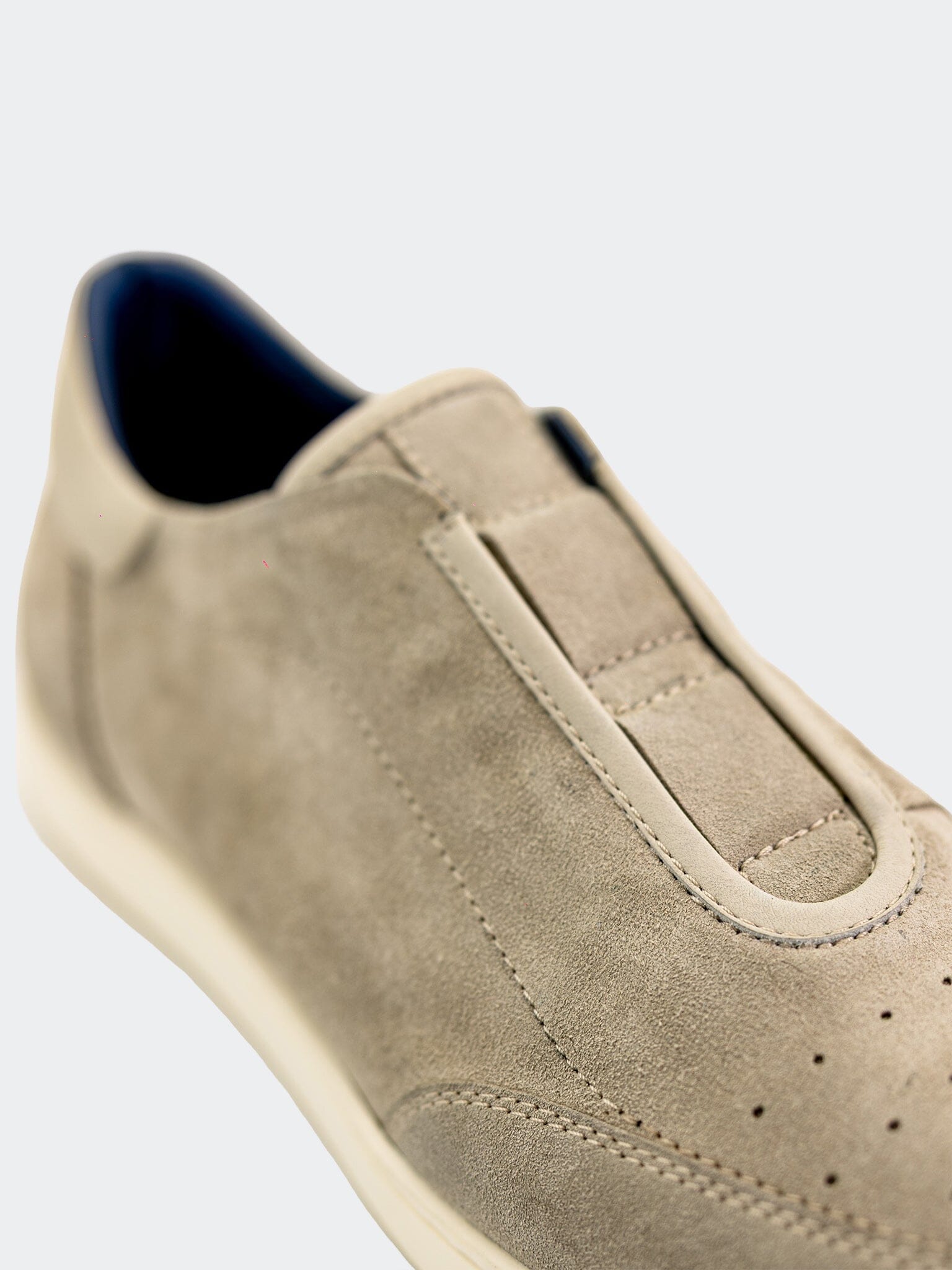 Casual Marthyr White Slip-On