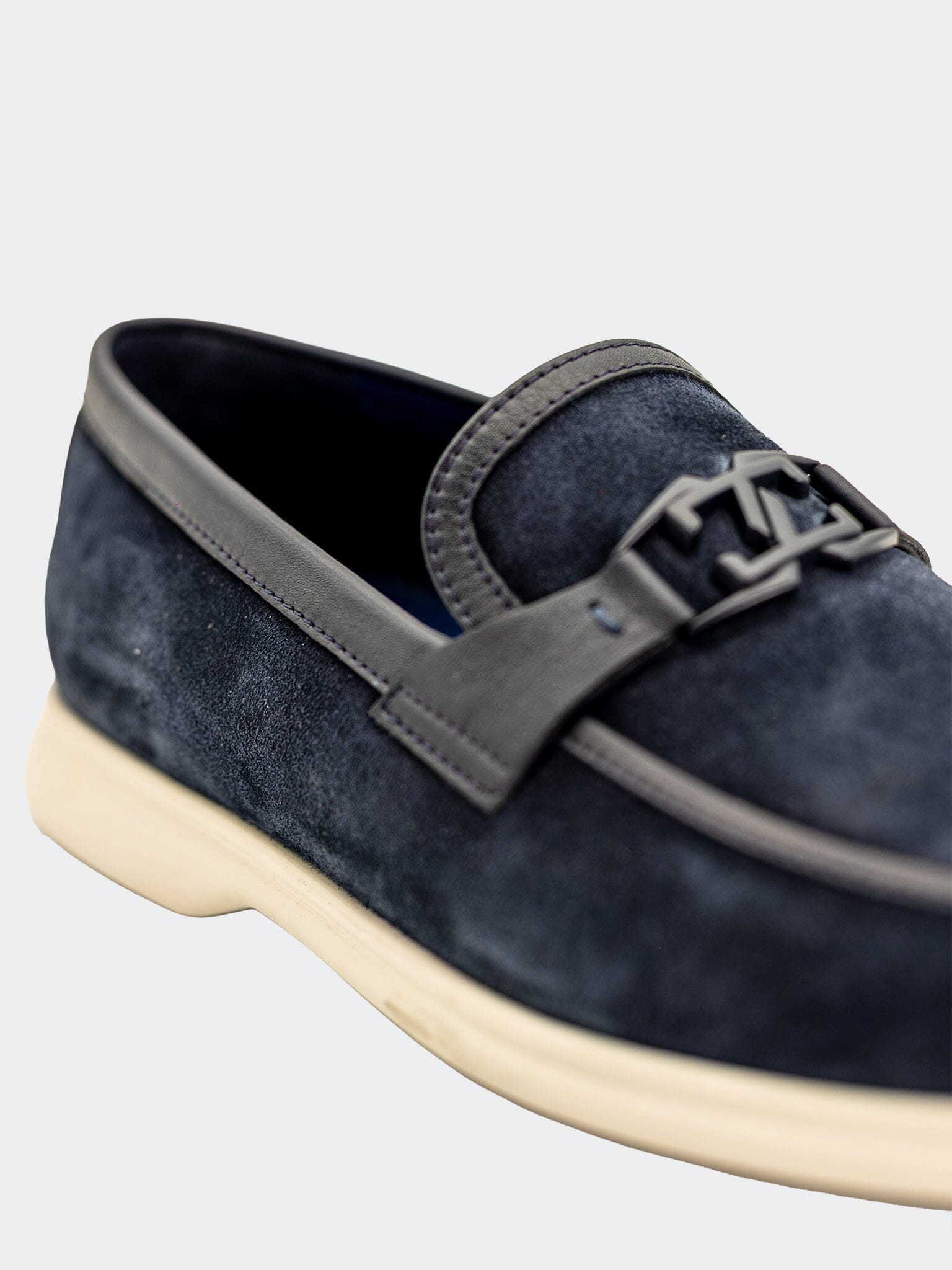 Casual Marthyr Navy Loafer