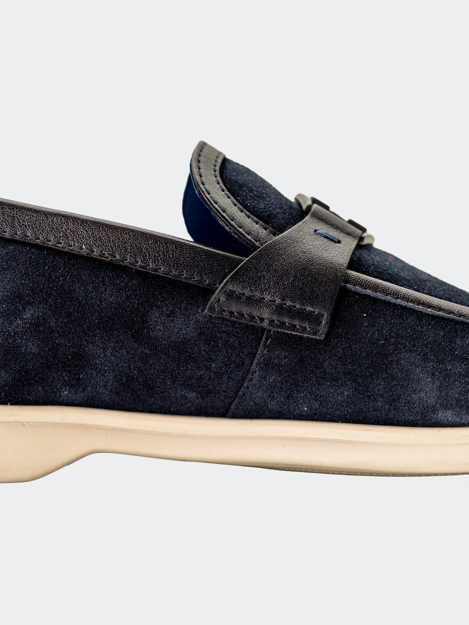 Casual Marthyr Navy Loafer