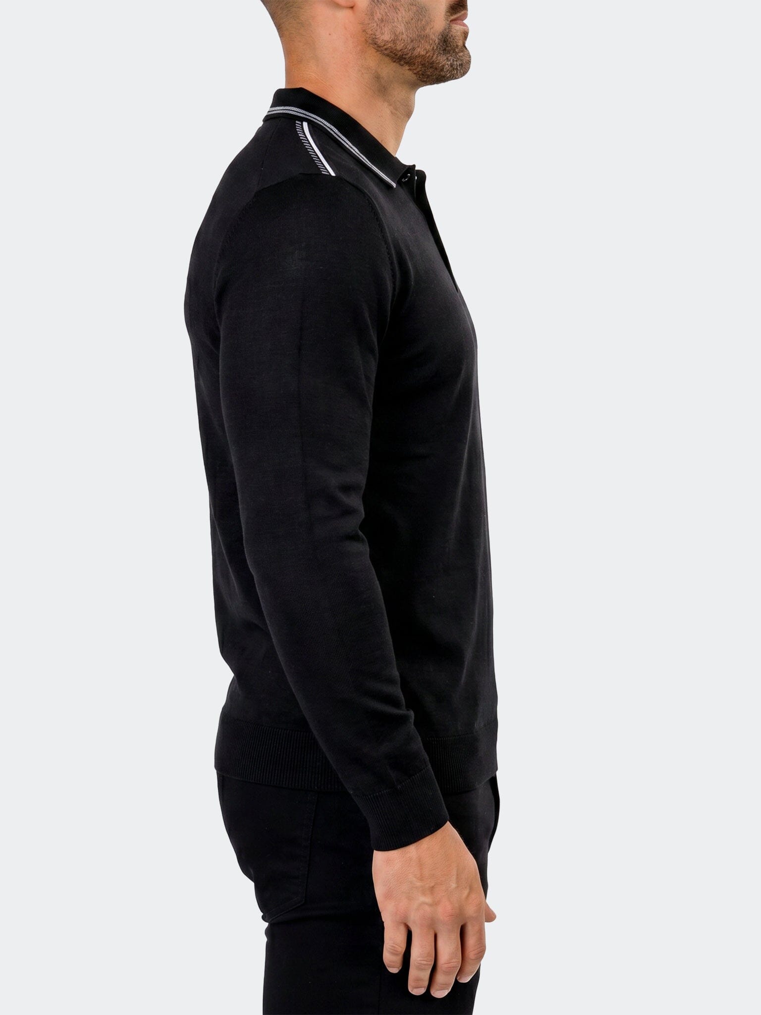 Sweater UnknownThree Black