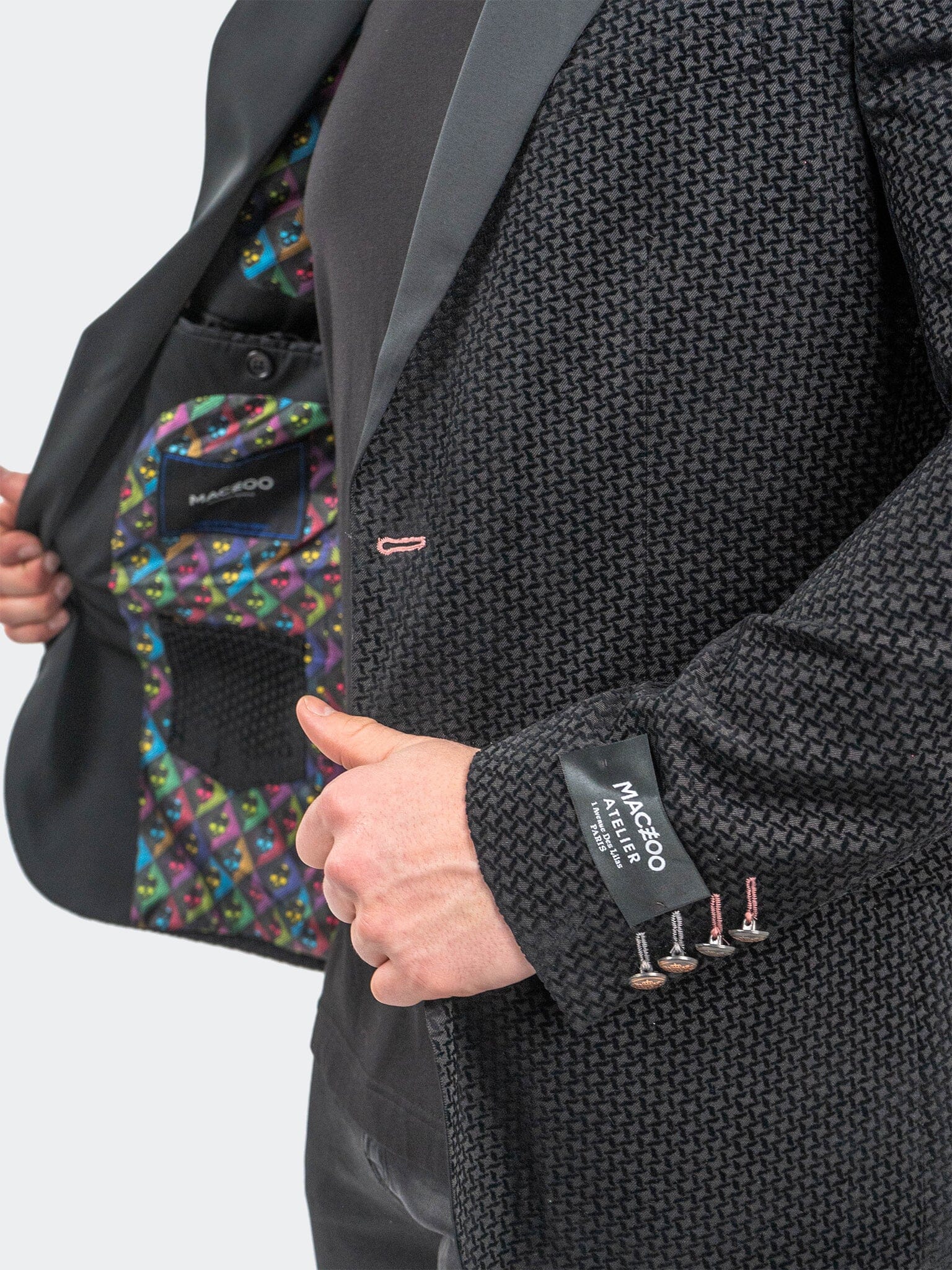 Peak InterruptedBlack Blazer