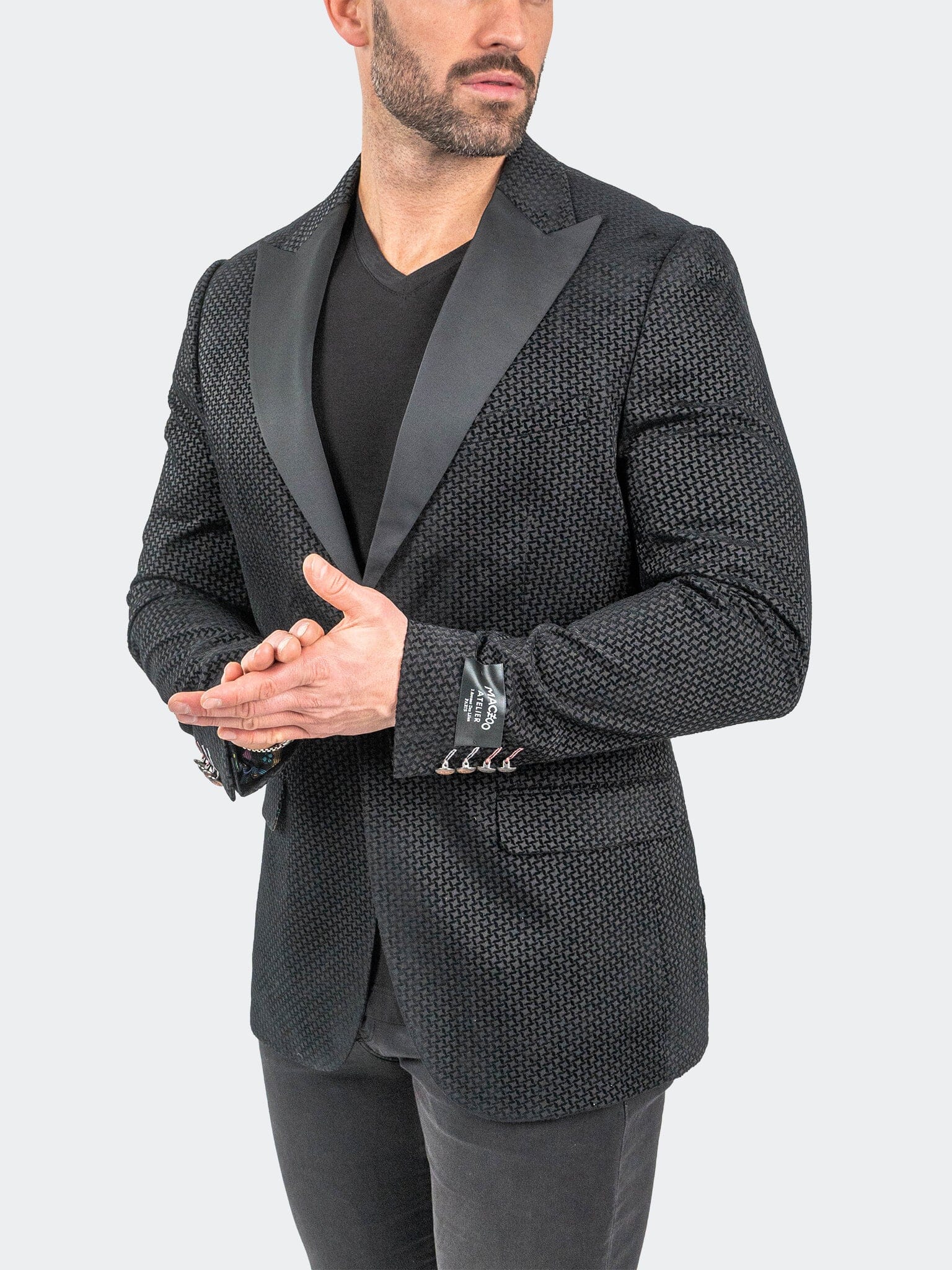 Peak InterruptedBlack Blazer