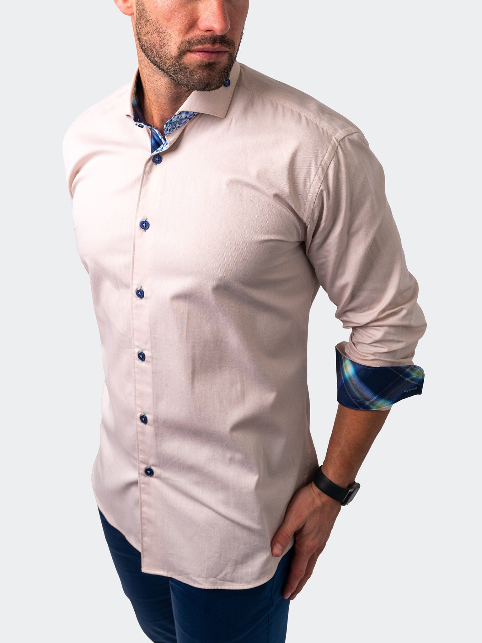 Eins Oxford Brown
