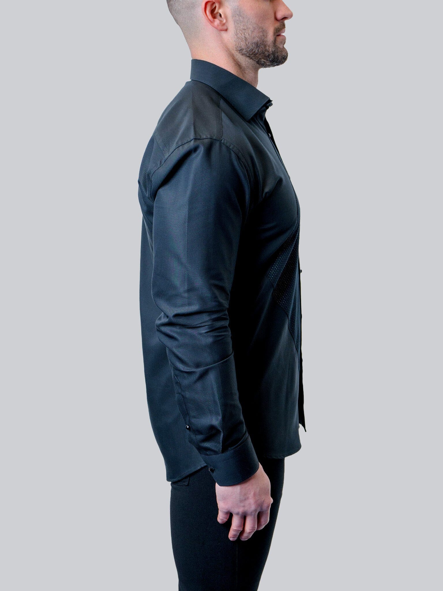 Eins Ceremony49 BLK