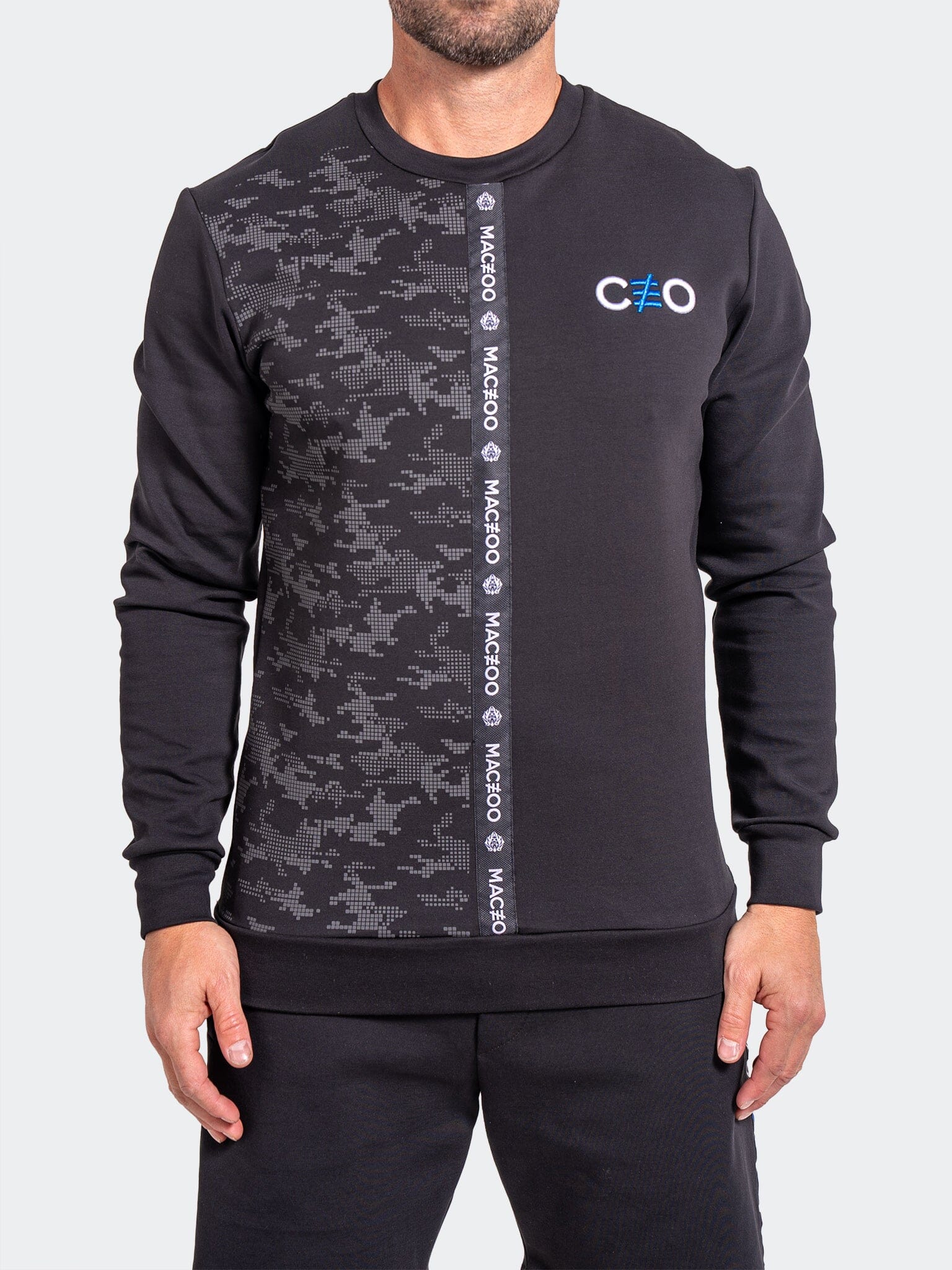 Sweater CEO Black