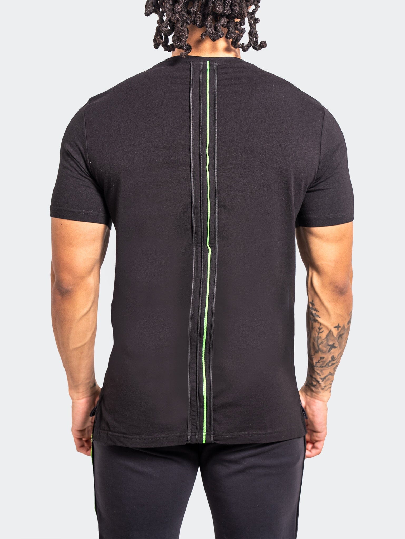 Tee ResistanceNeon Black