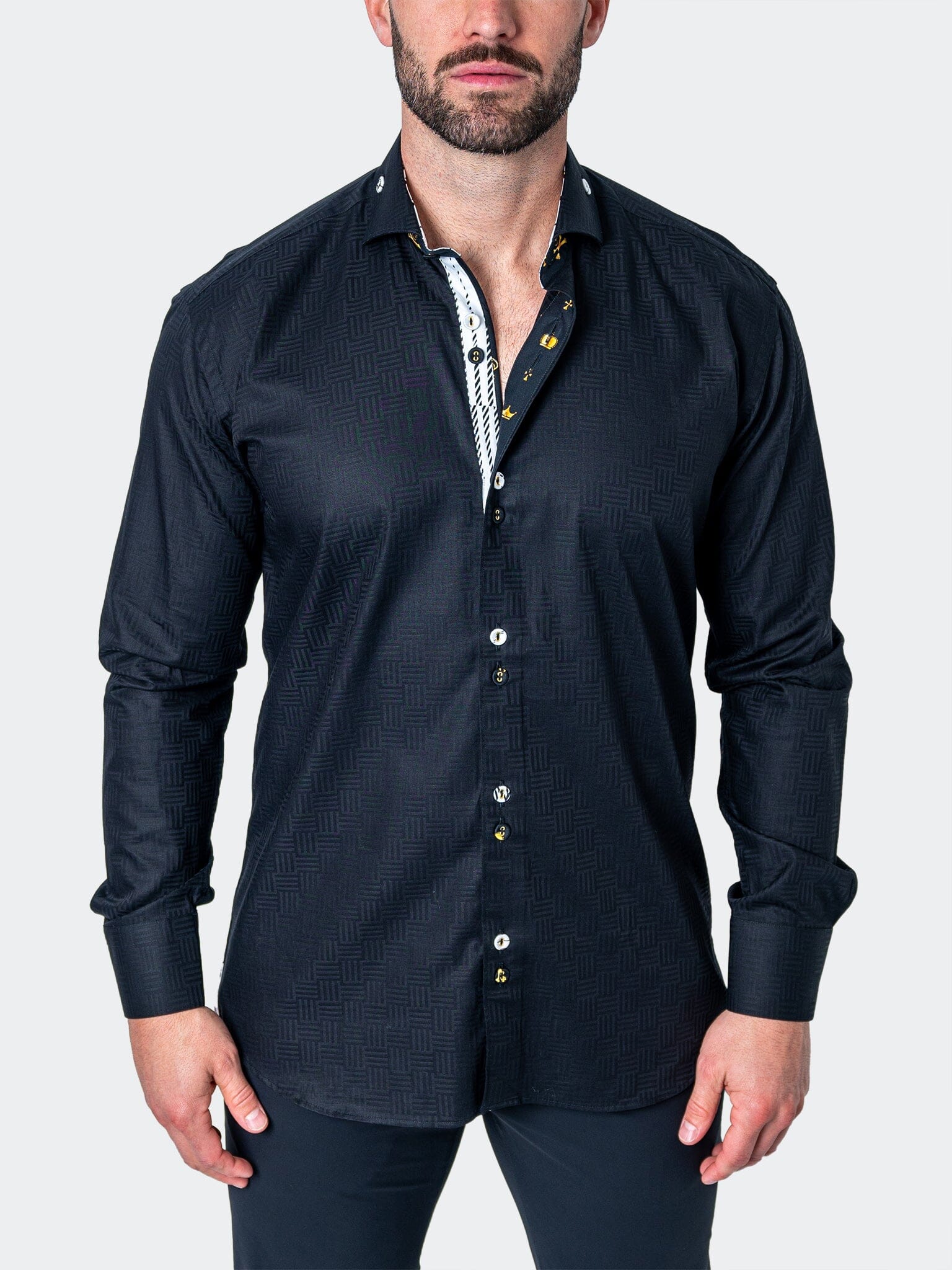 Eins Cubic Black