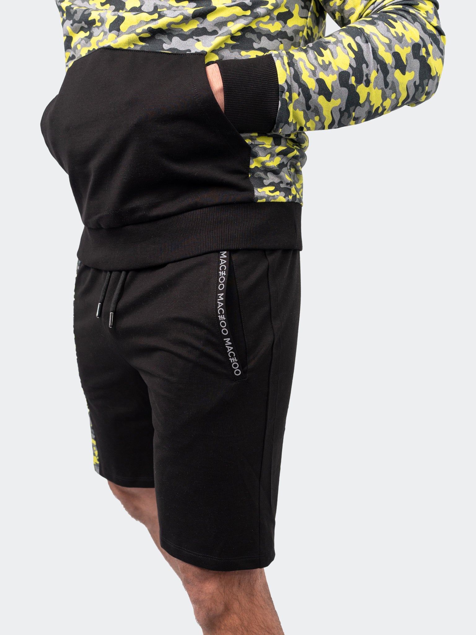 Shorts DyePanel Yellow