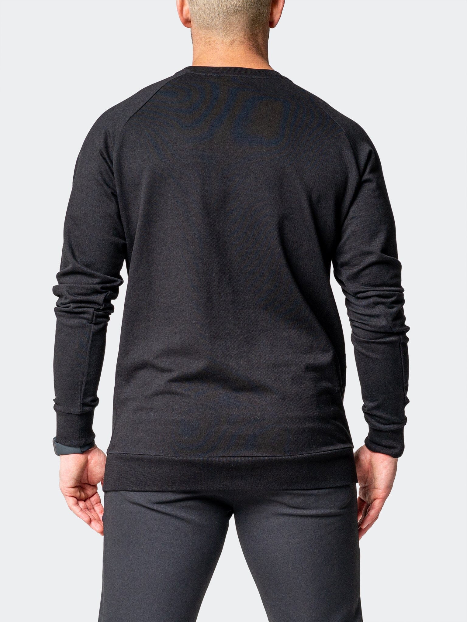 WakeUp Black Sweater