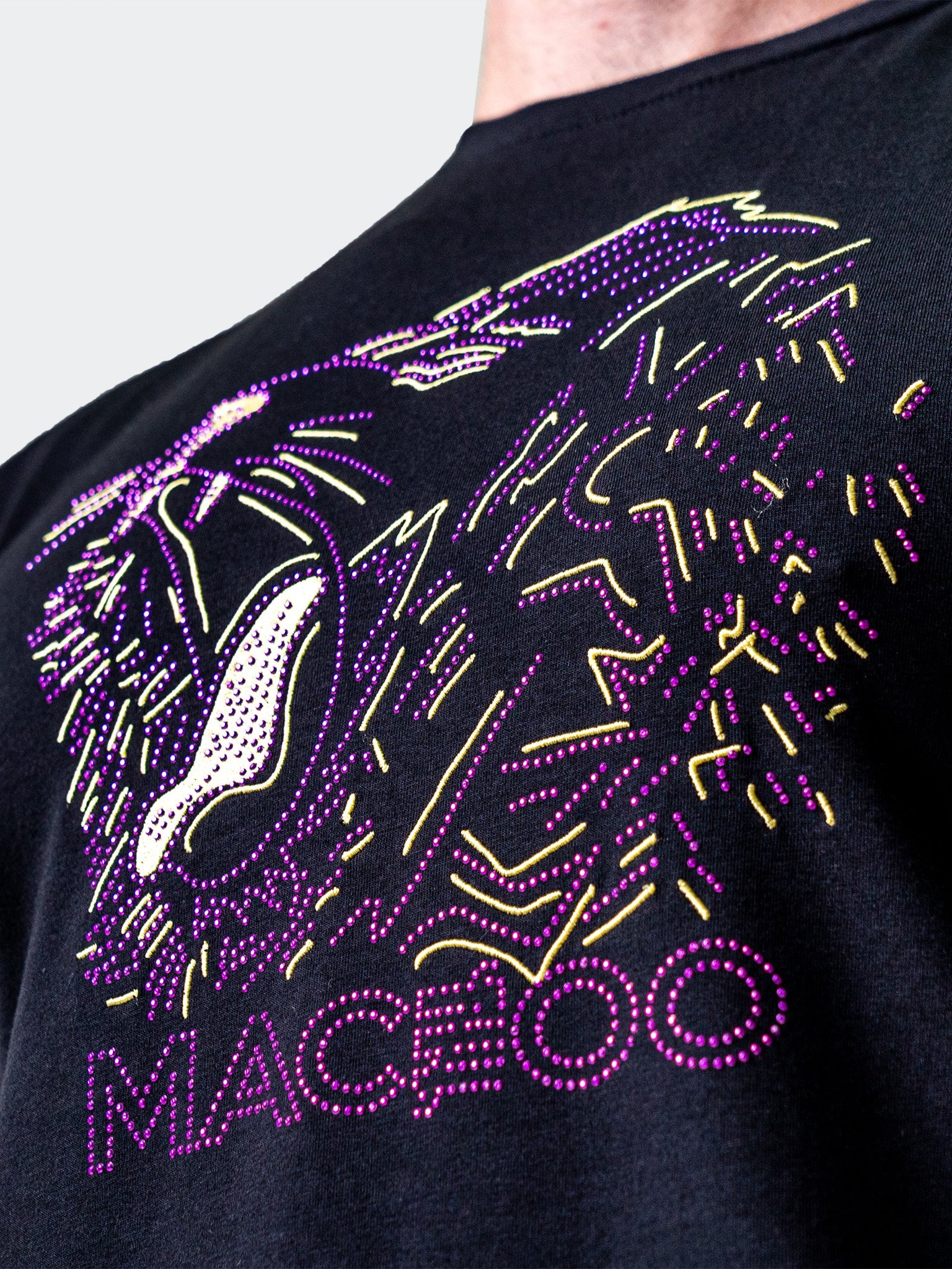 Outline Black Lion Tee