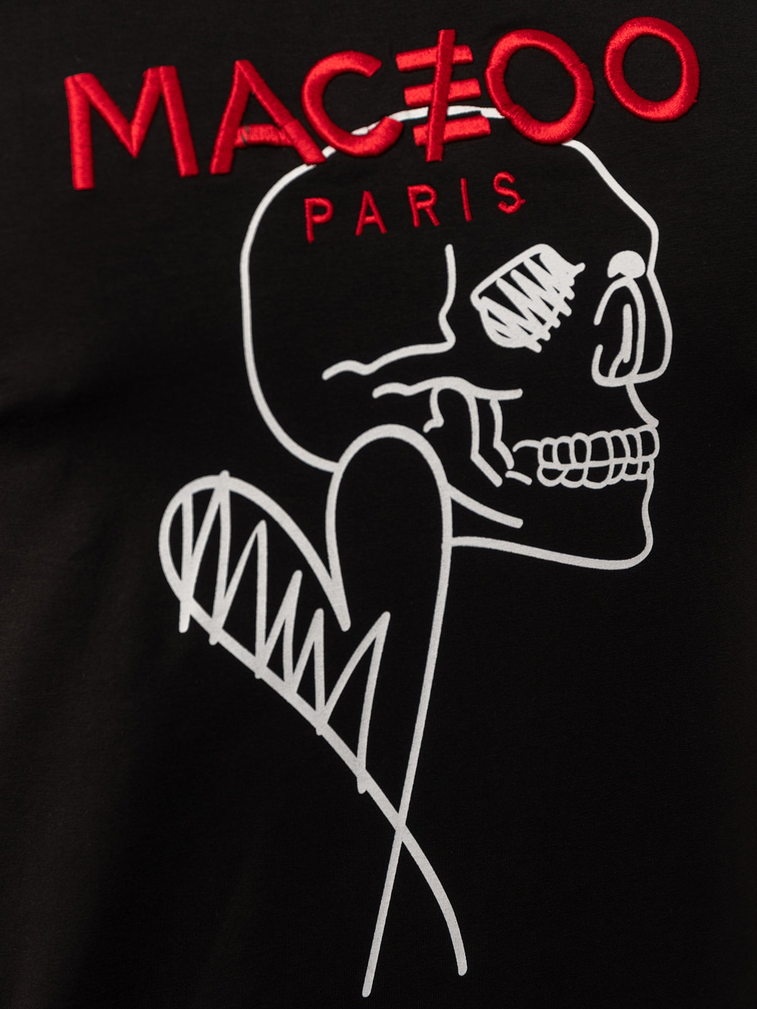 SkullHeart Black Graphic Tee