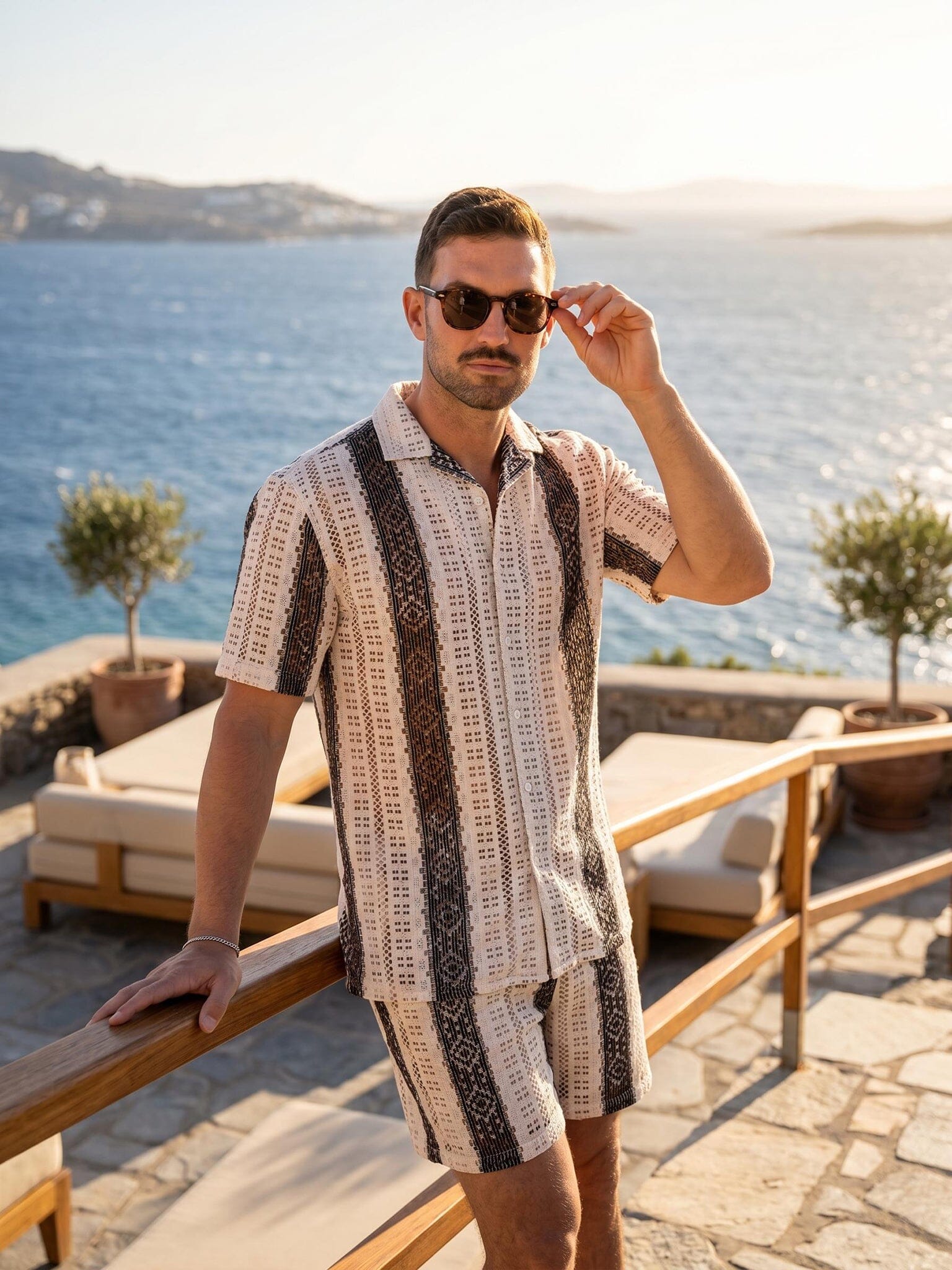 Stripe Scream White Short Sleeve Shirt