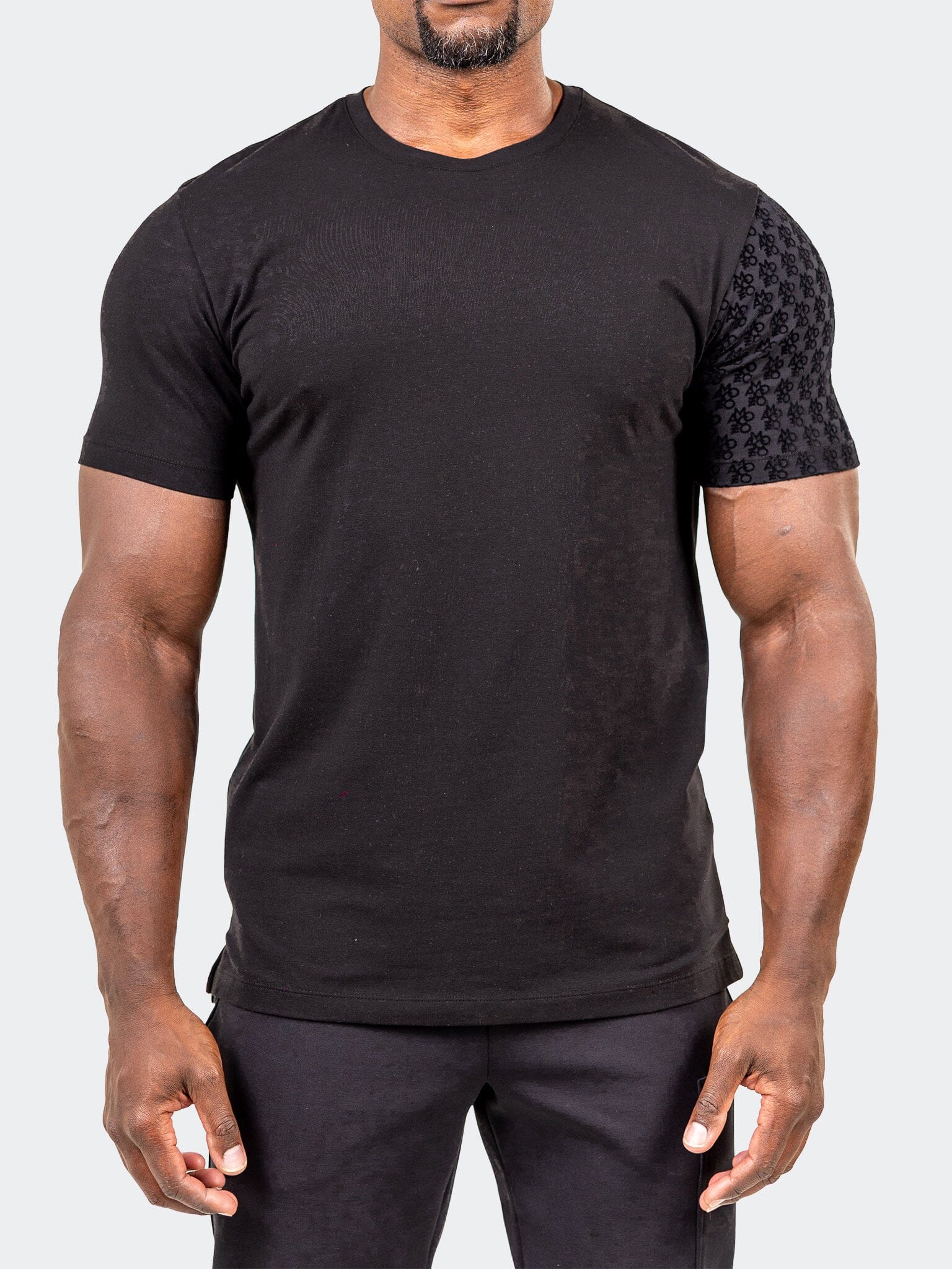 Tee Resistance74 Black