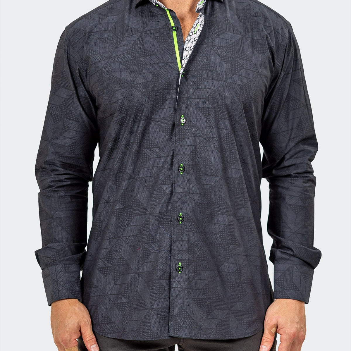 Eins Marthyr Black Shirt – Maceoo