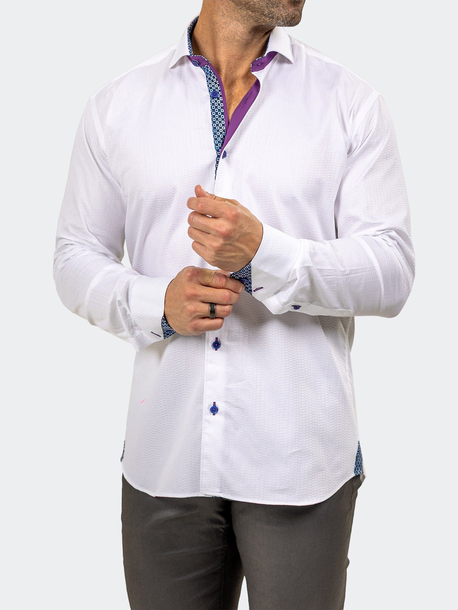 Eins Marthyr0047 White