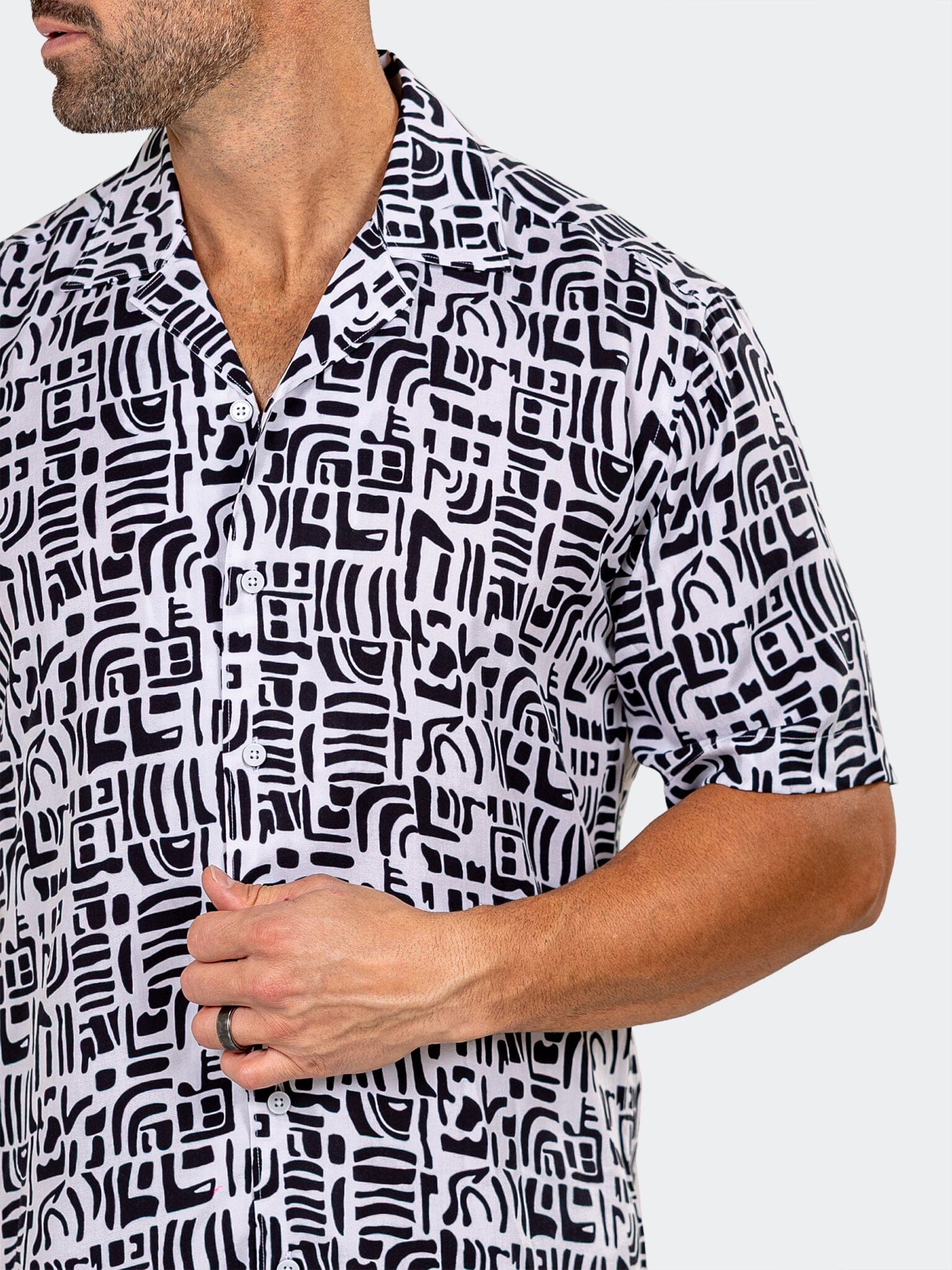 Apachi Marthyr0249 White