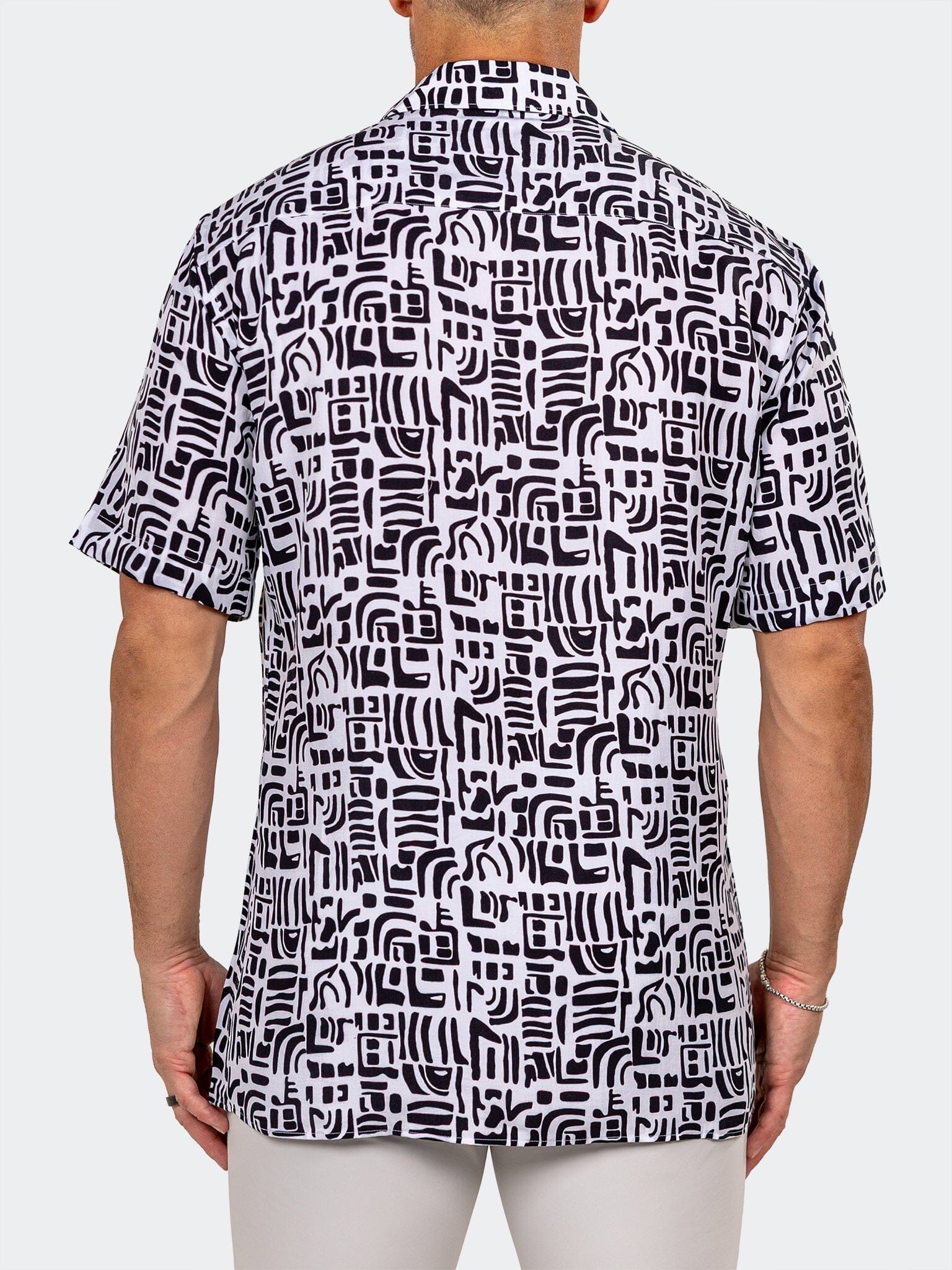 Apachi Marthyr Geo White Shirt