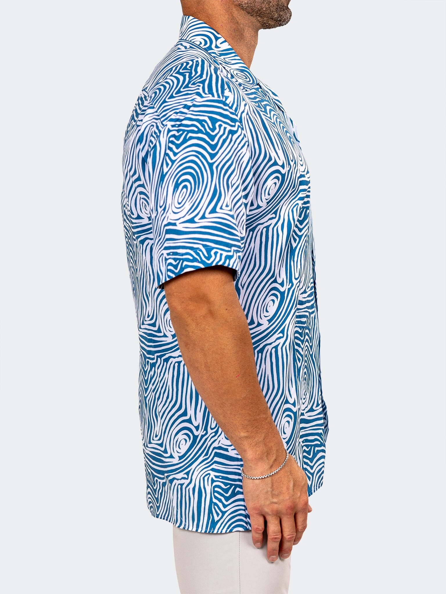 Apachi Marthyr Blue Shirt