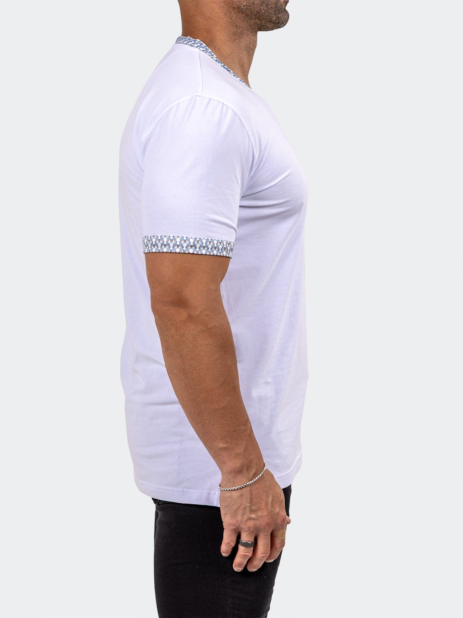 Edison Marthyr White V-Neck
