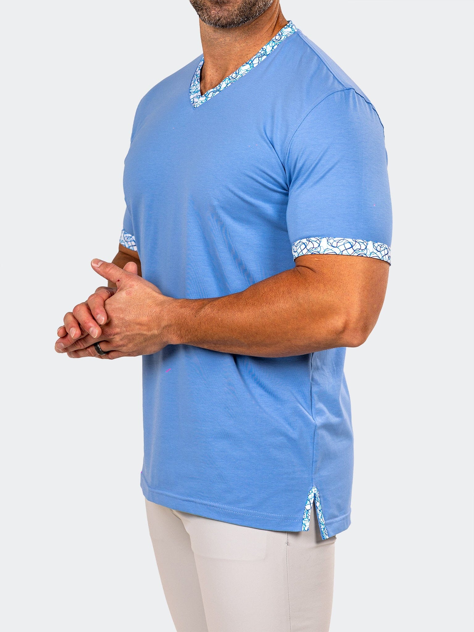 Edison Marthyr Sky Blue V-Neck Tee – Maceoo
