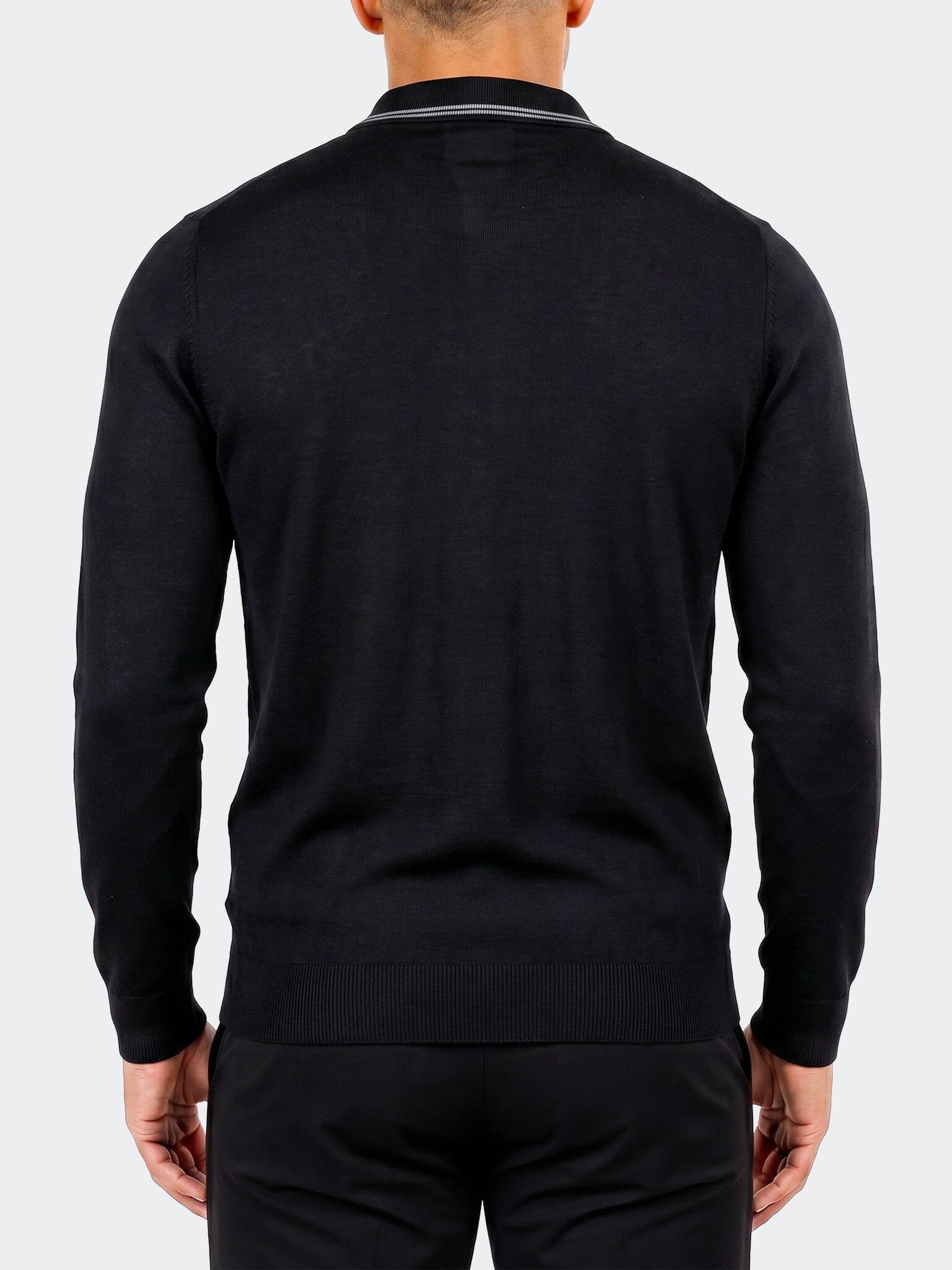 Sweater UnknownThree Black