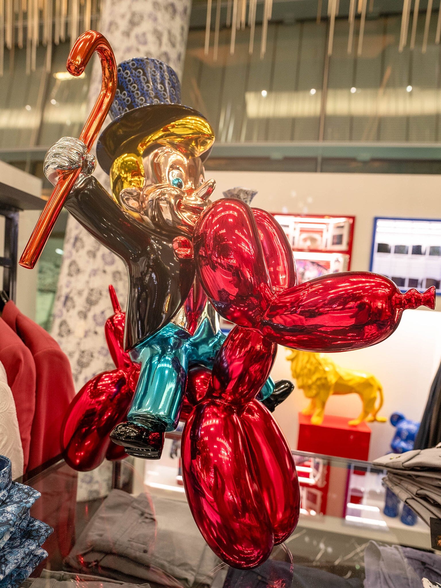 Statue Rich Hobo Clown