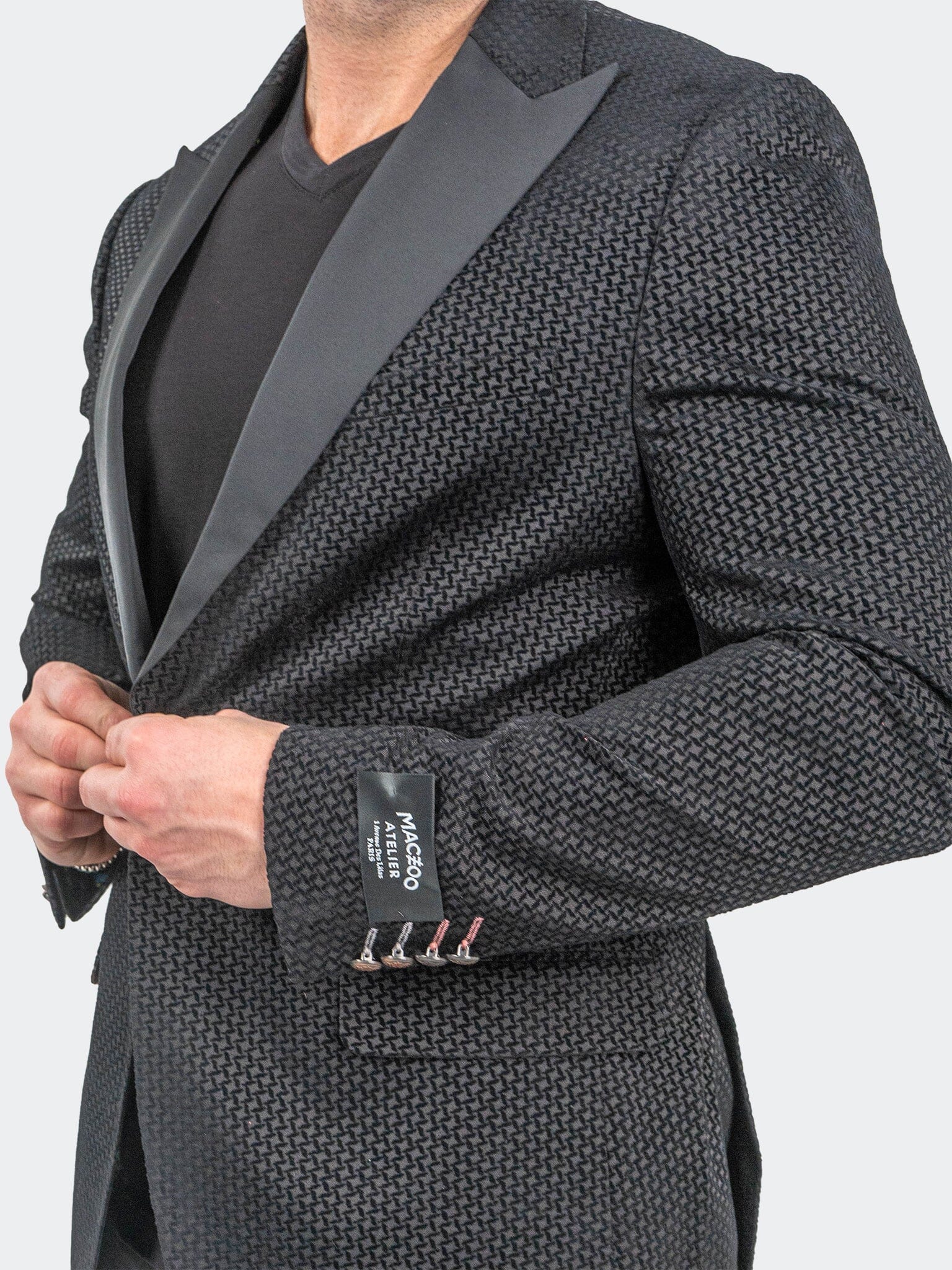 Peak InterruptedBlack Blazer