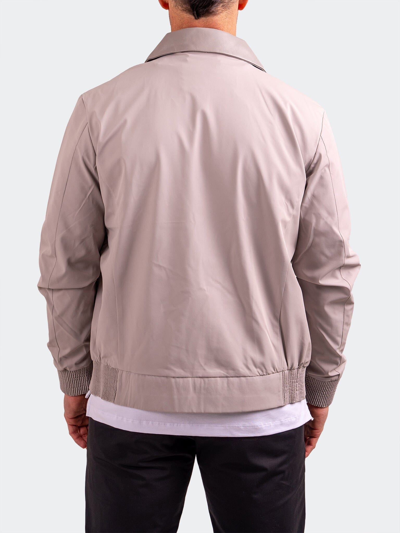 Bomber Resistance012 White