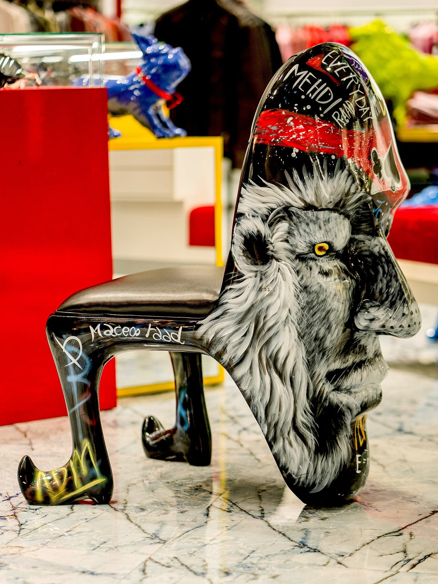 Statue Blue Man Chair
