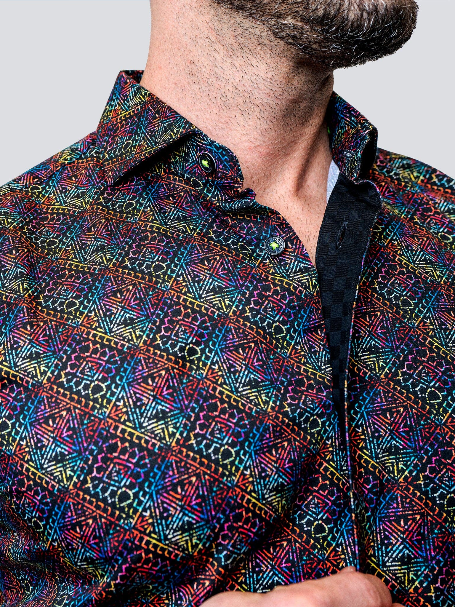 Eins Diamonds Medallion Shirt