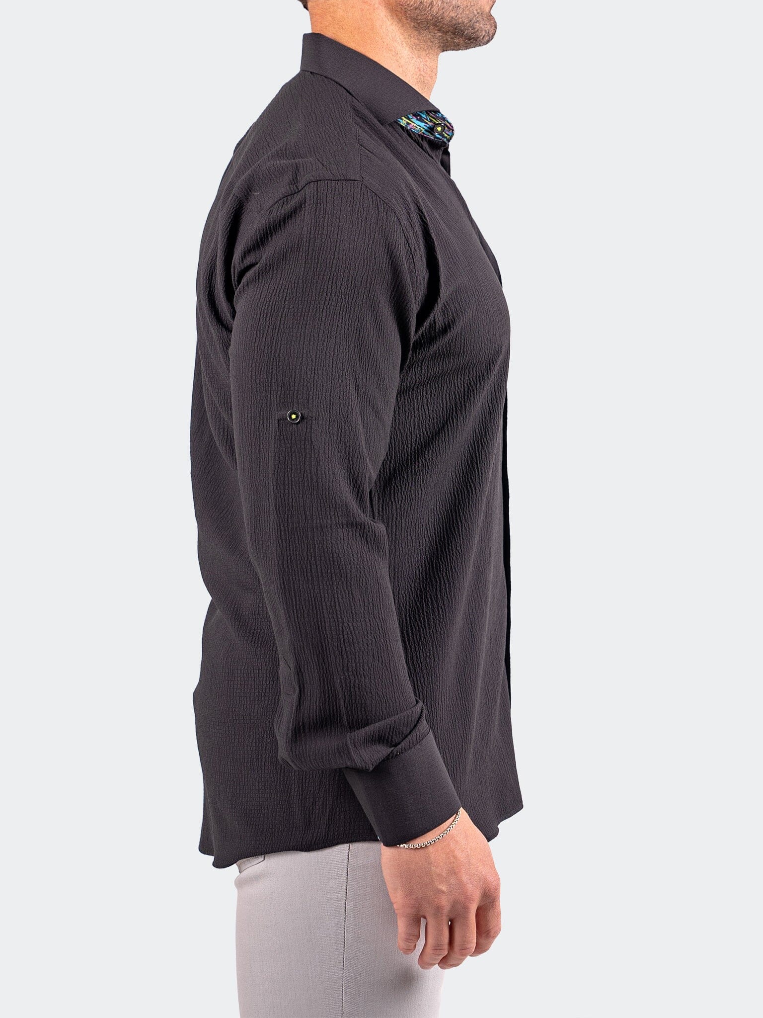 Eins Resistance Black Shirt