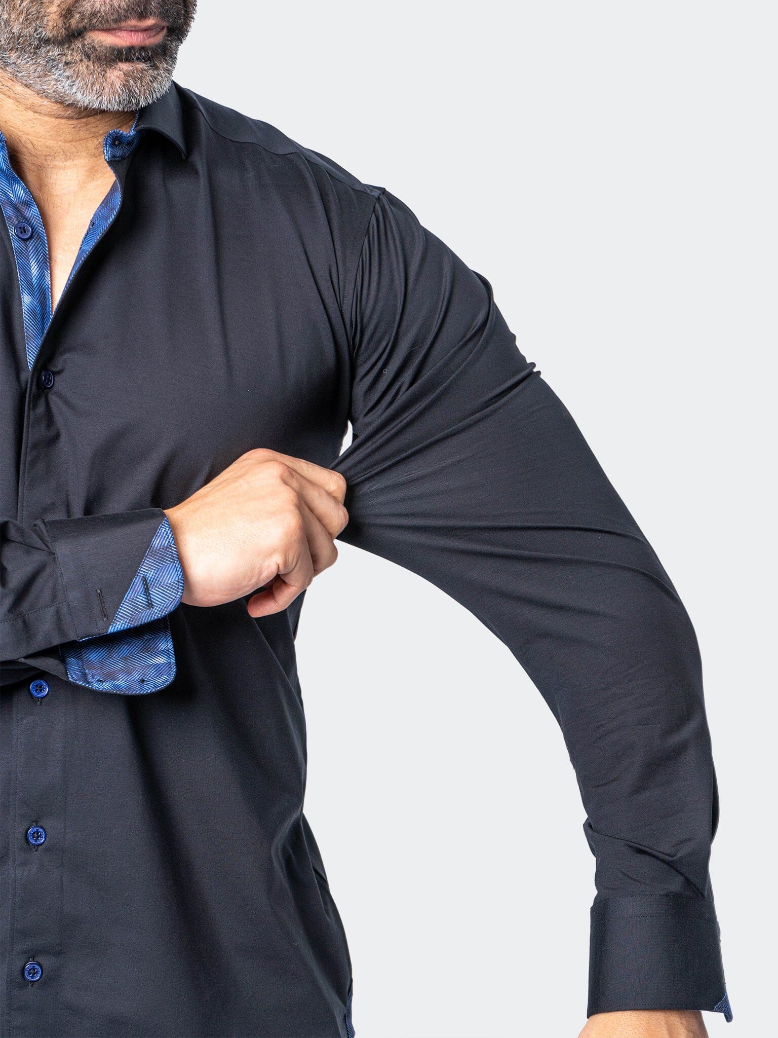 Eins Stretch Solid Black Shirt