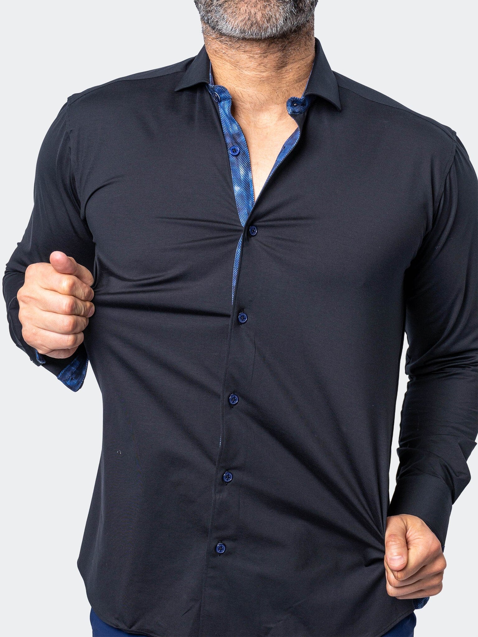 Eins Stretch Solid Black Shirt