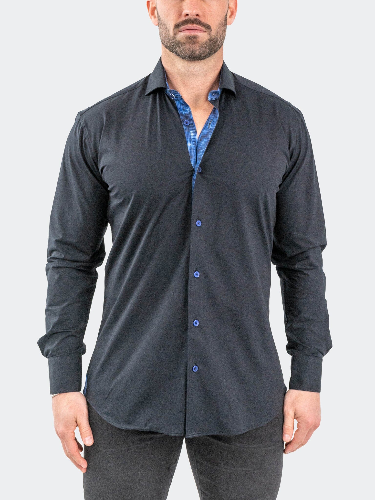 Eins Stretch Solid Black Shirt