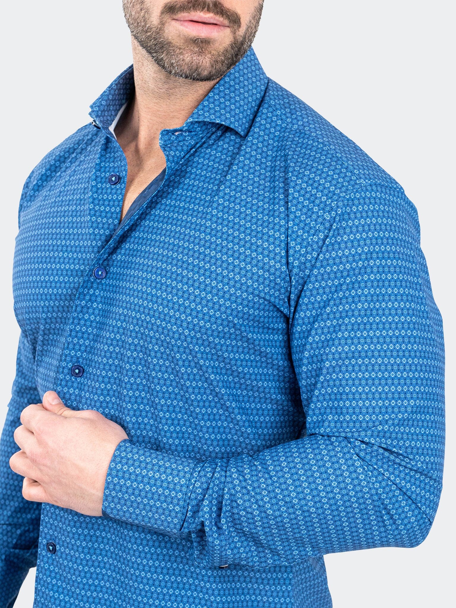 Eins Spectecal Blue Shirt