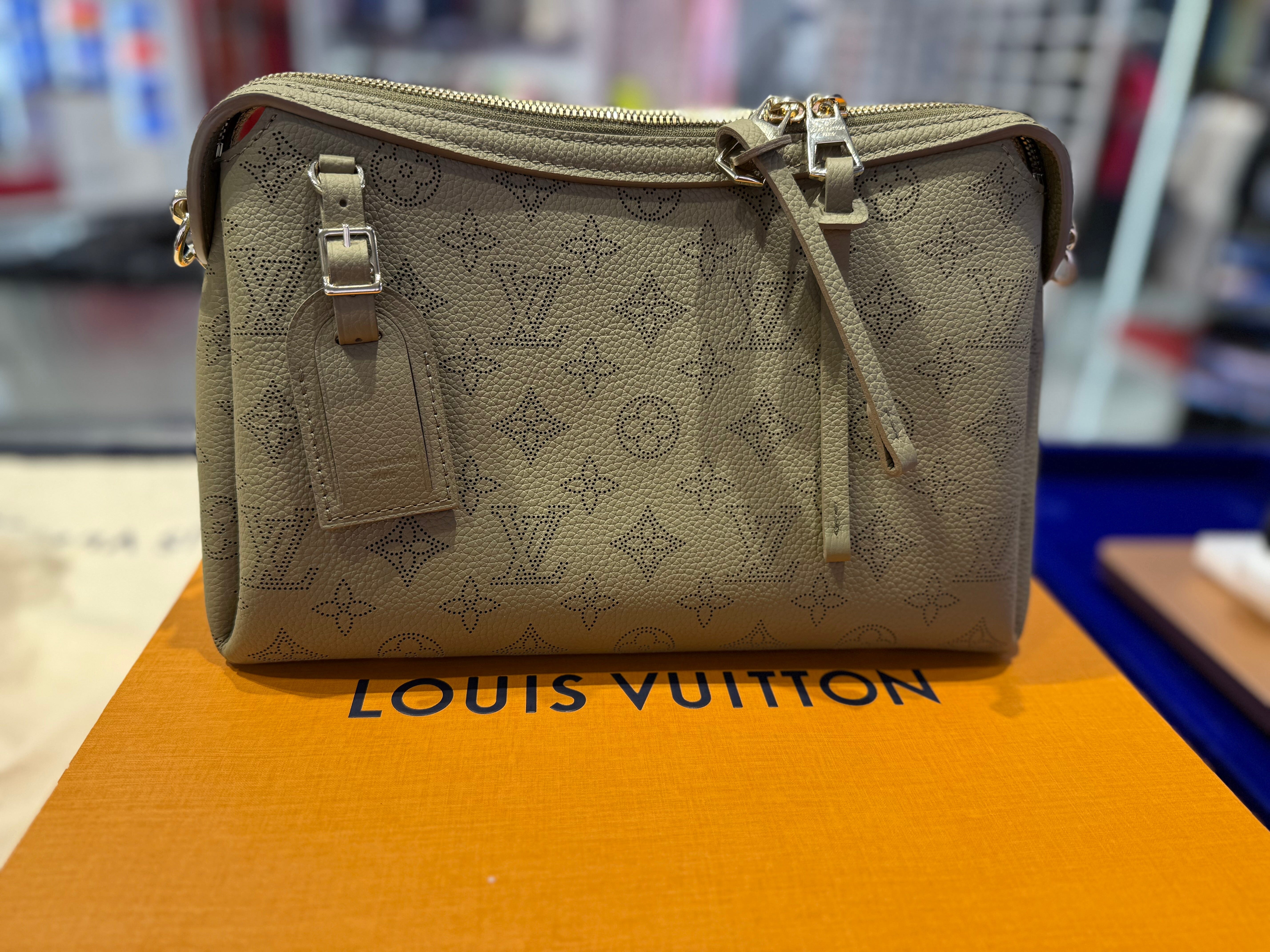 Bag Leather LV0050 Beige