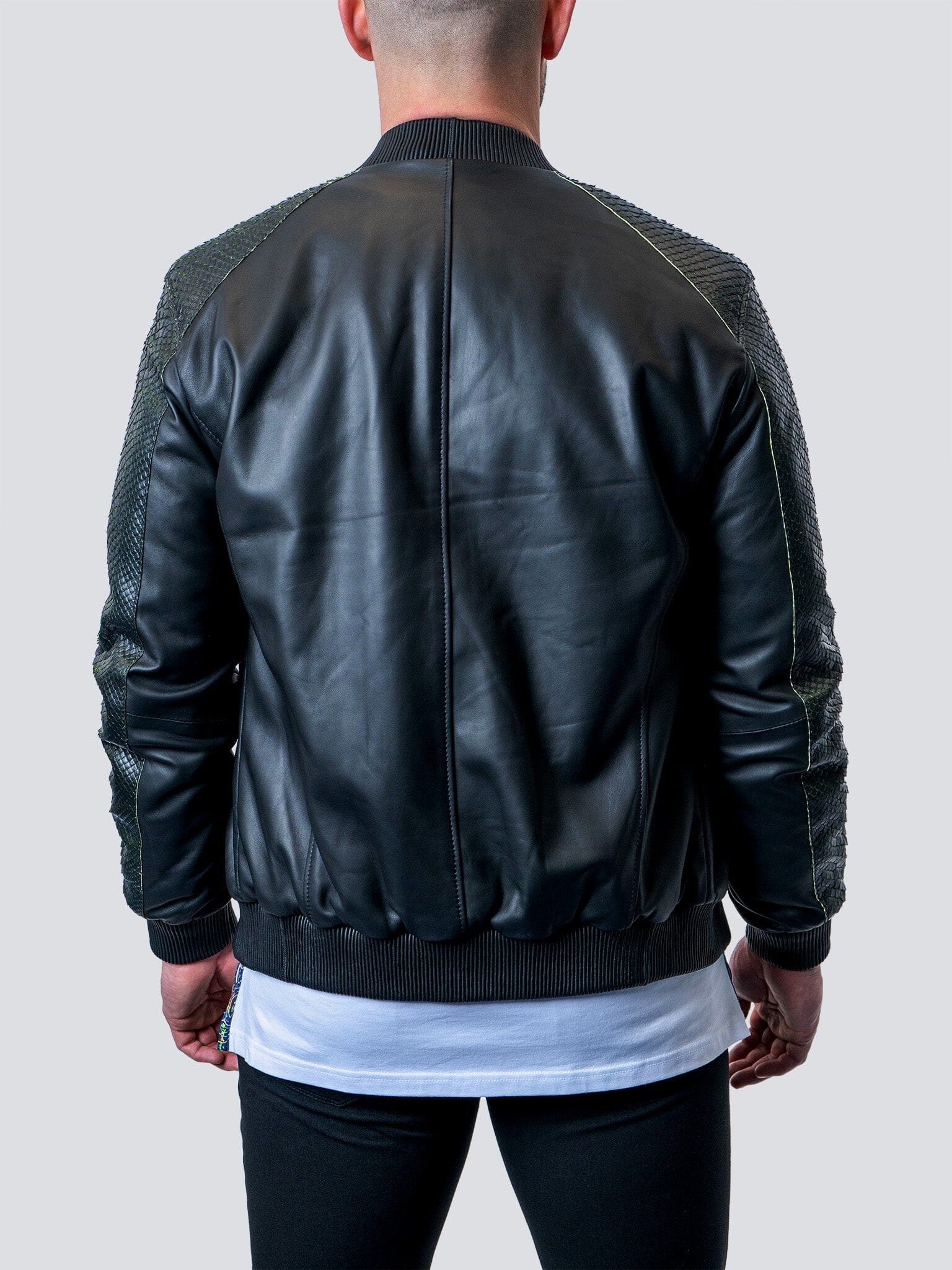 Leather SleevePython Black