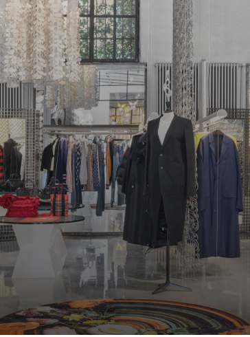 MACEOO boutique interior view 4
