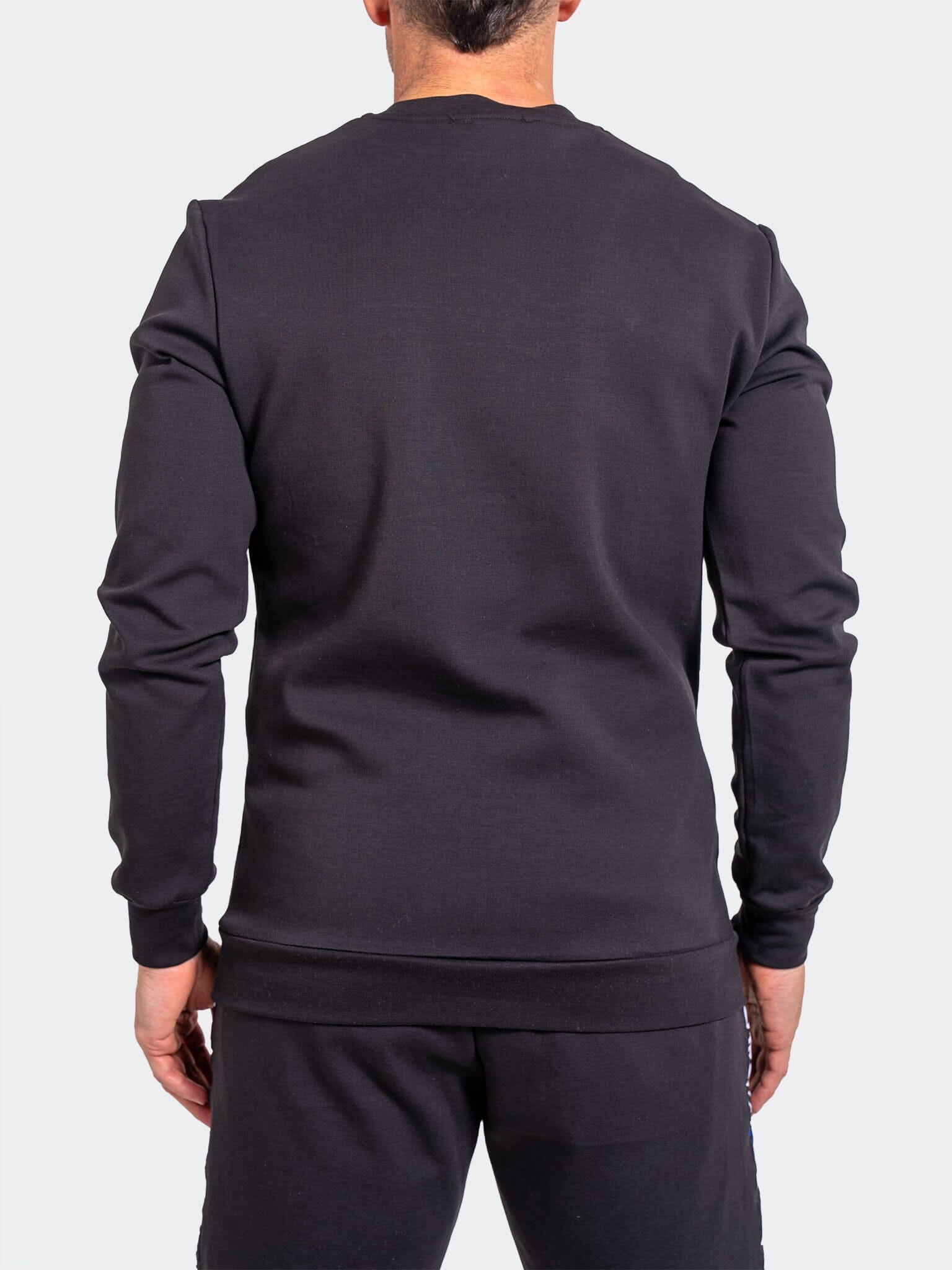Sweater CEO Black
