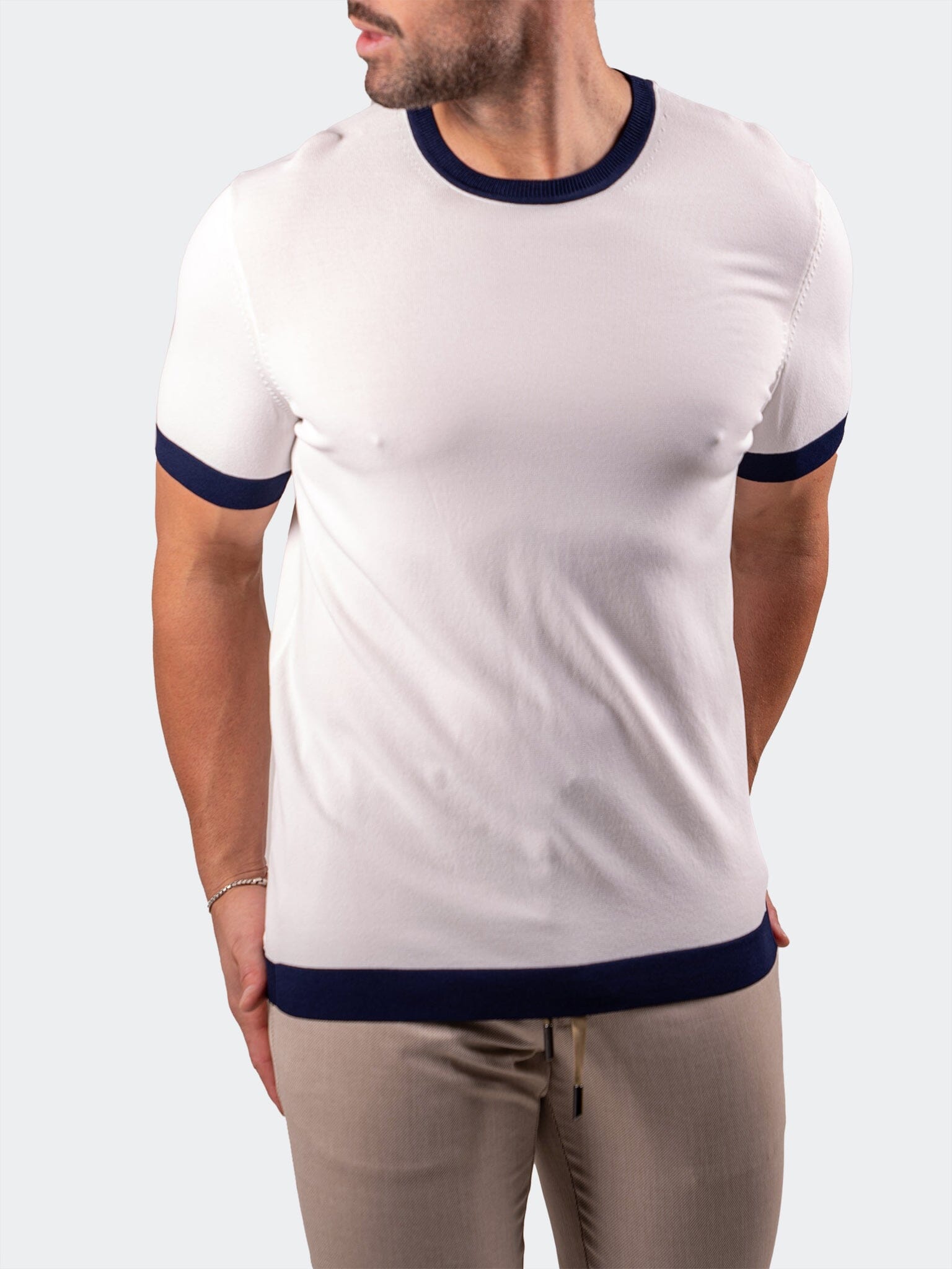 Snow White Short Sleeve Sweater