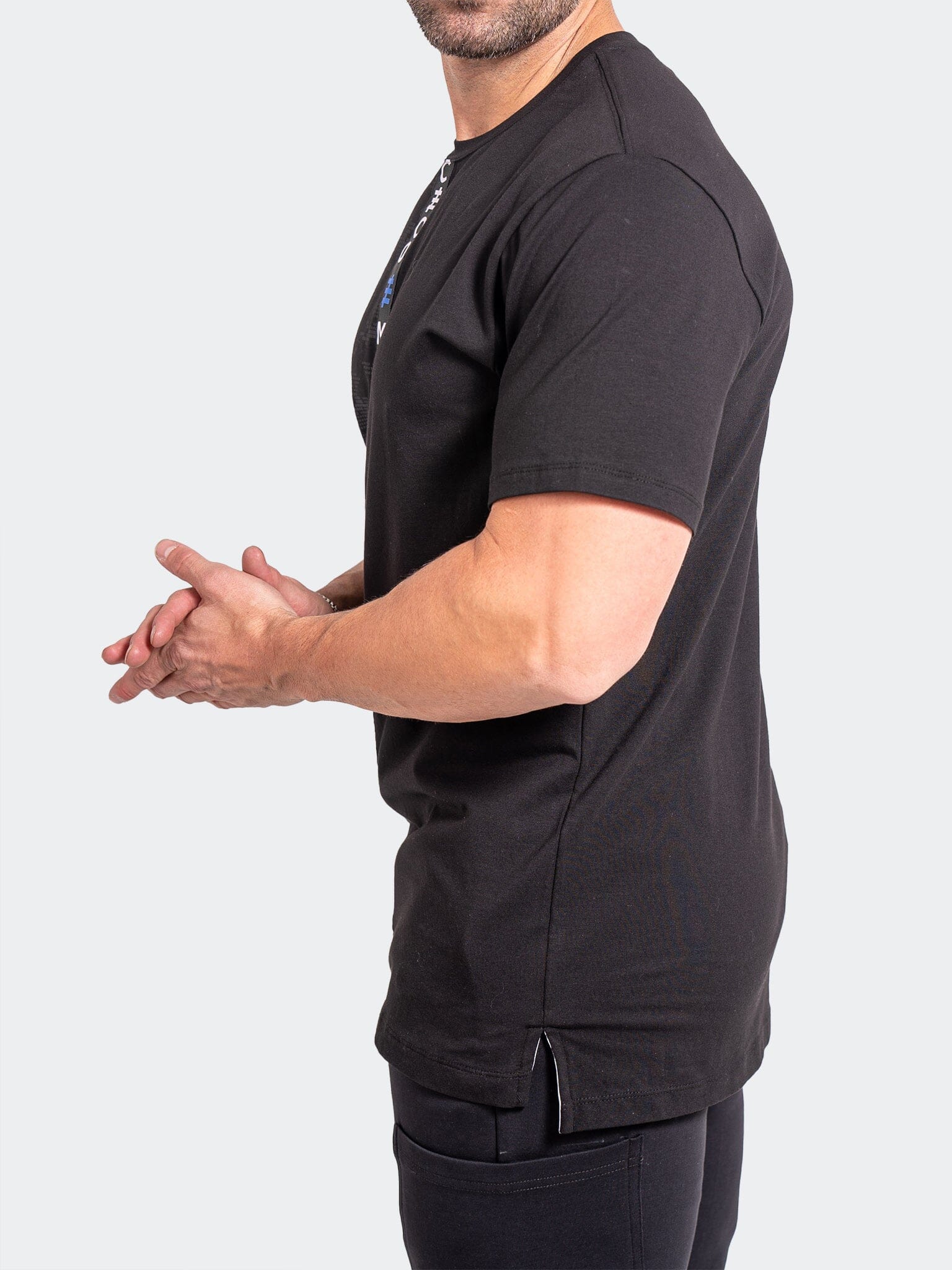 Tee CEO Black