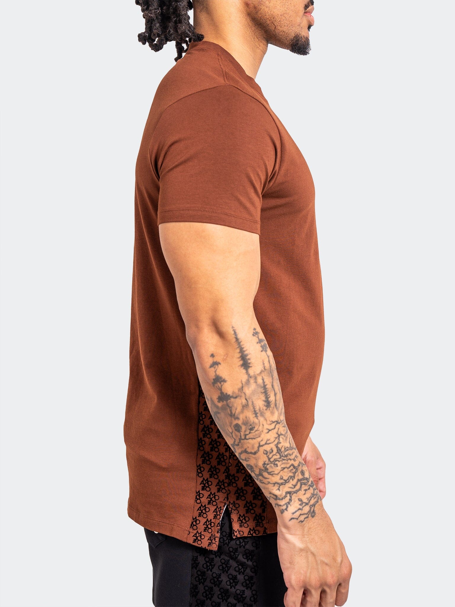 Tee Resistance72 Brown