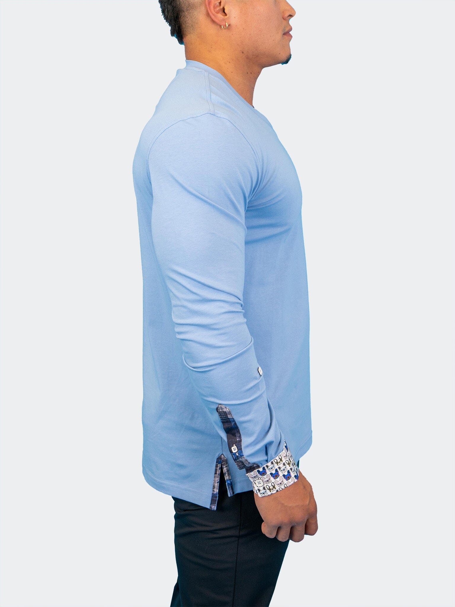 V-Neck Edison Sky Blue